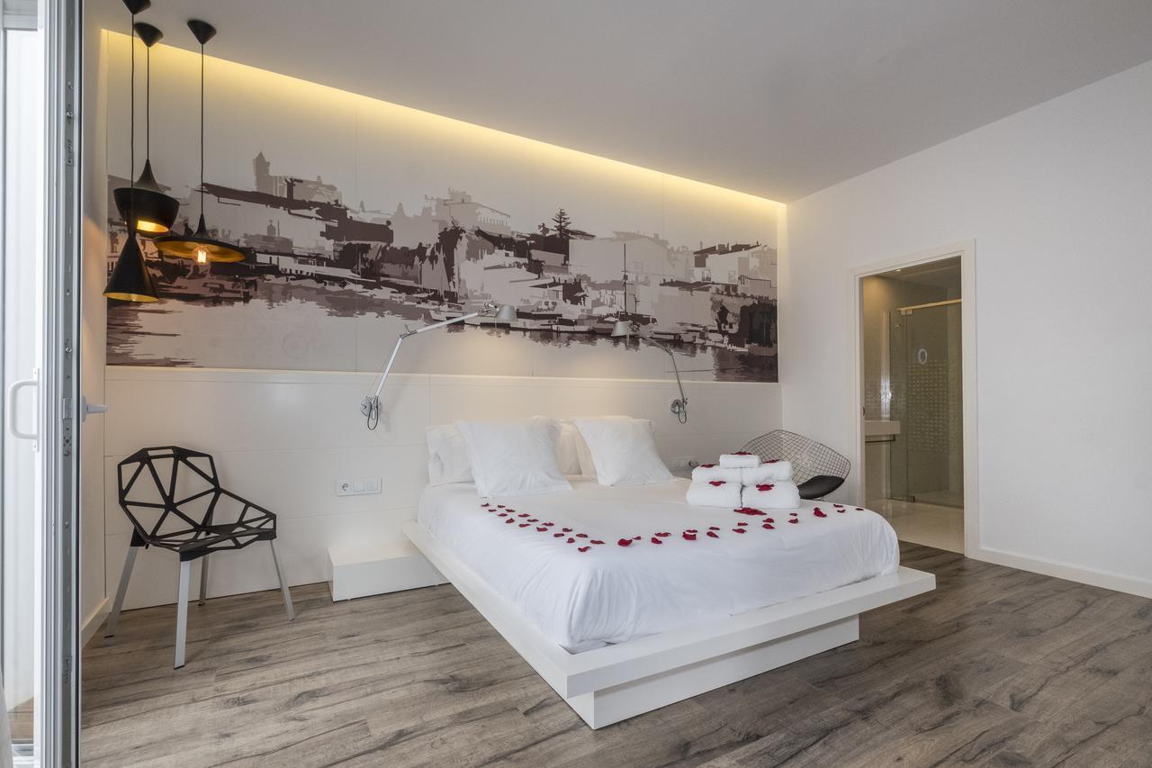 Hotel Abril 37 Ситадела Екстериор снимка