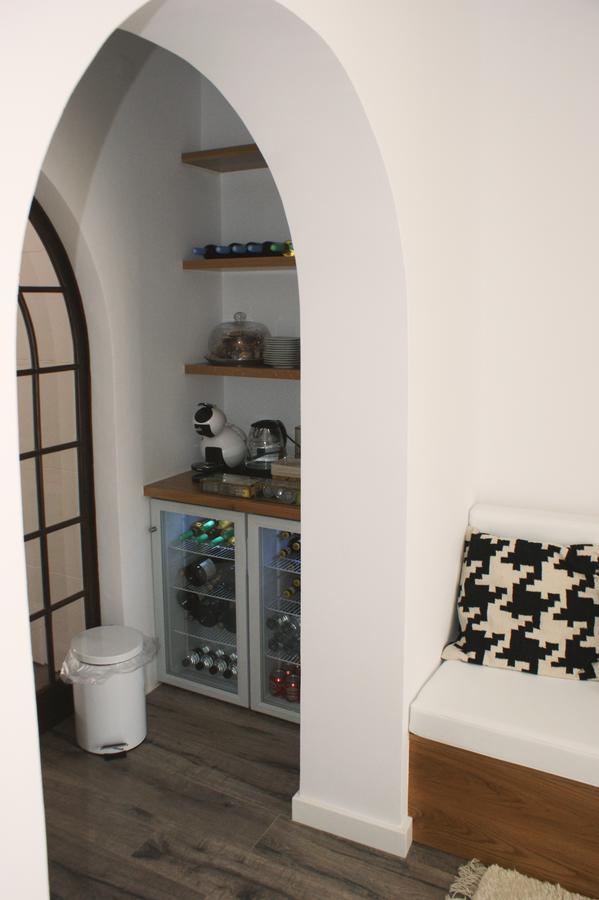 Hotel Abril 37 Ситадела Екстериор снимка
