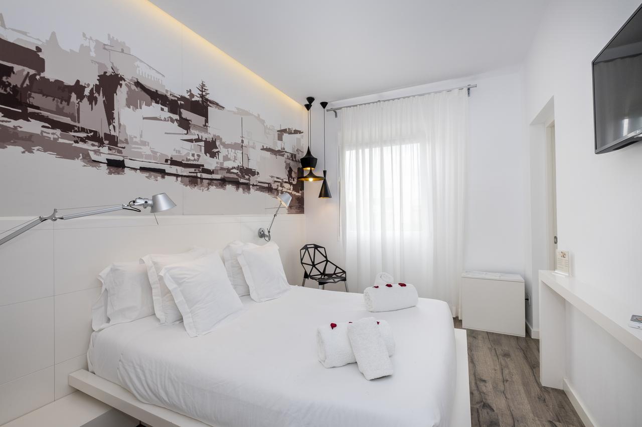 Hotel Abril 37 Ситадела Екстериор снимка